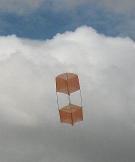 How To Build A Box Kite - the 2-Skewer Box in flight.